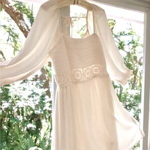 L. Conrad NWOT Small Off White Crocheted  Long Sleeve Tie Back Beachy,  …